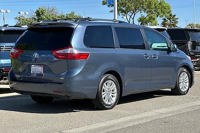 2017 Toyota Sienna 4x2 Minivan for sale #25U0137 - photo 2