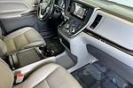 2017 Toyota Sienna 4x2 Minivan for sale #25U0137 - photo 15