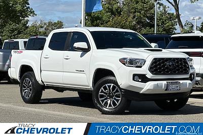 Used 2022 Toyota Tacoma SR5 Double Cab 4WD Pickup for sale #25U0146 - photo 1