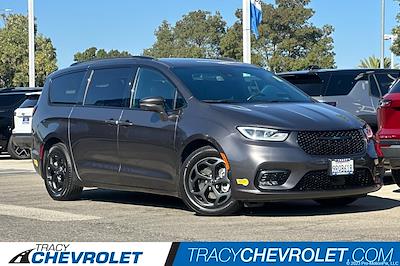 2021 Chrysler Pacifica FWD Minivan for sale #25U0345A - photo 1