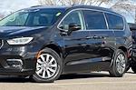 Used 2021 Chrysler Pacifica Touring L Minivan for sale #25U0537A - photo 12