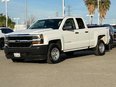 Used 2018 Chevrolet Silverado 1500 - photo 1