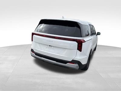 Used 2025 Kia Carnival - photo 1