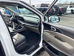 2025 Kia Carnival FWD Minivan for sale #P23568 - photo 32