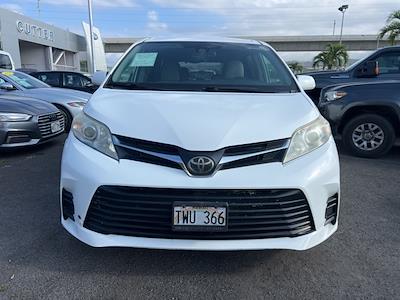 Used 2020 Toyota Sienna - photo 1