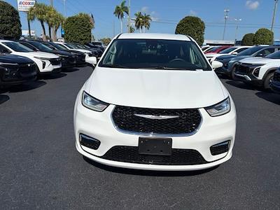 2023 Chrysler Pacifica FWD Minivan for sale #33583E - photo 2