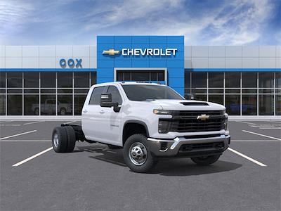 2025 Chevrolet Silverado 3500 Crew Cab DRW 4x4 Cab Chassis for sale #5T355687 - photo 1