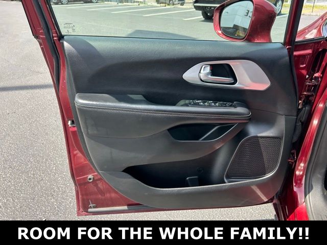 Used 2019 Chrysler Pacifica - photo 14
