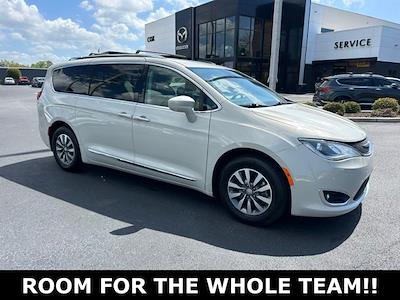 Used 2020 Chrysler Pacifica - photo 1