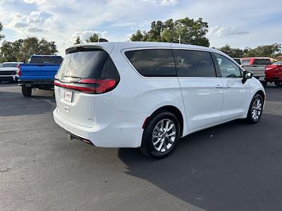 Used 2024 Chrysler Pacifica Touring L Minivan for sale #Q315856A - photo 2