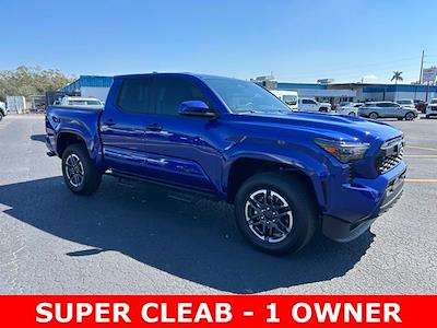 Used 2025 Toyota Tacoma - photo 1