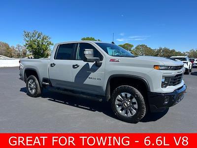 Used 2025 Chevrolet Silverado 2500 - photo 1