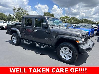 2020 Jeep Gladiator Crew Cab 4x4 Pickup for sale #T292200A - photo 1