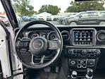 2022 Jeep Gladiator Crew Cab 4WD Pickup for sale #T317046A - photo 17