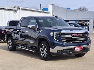Used 2022 GMC Sierra 1500 - photo 1