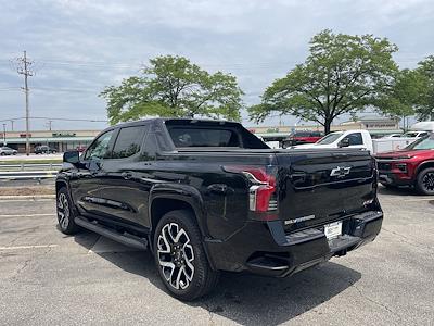 2024 Chevrolet Silverado EV Crew Cab 4WD Pickup for sale #GM4772 - photo 2