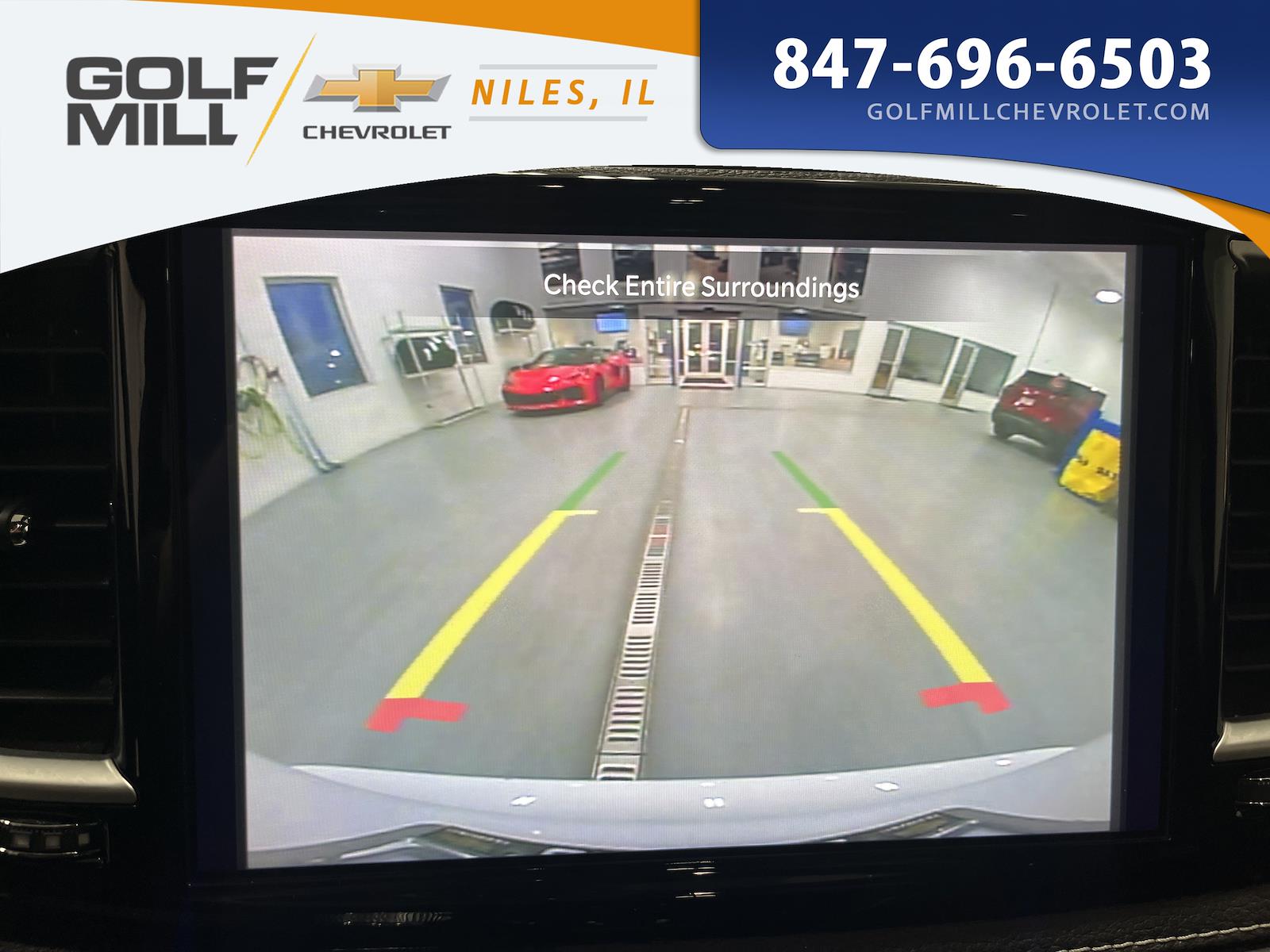 Used 2025 Chrysler Pacifica - photo 24