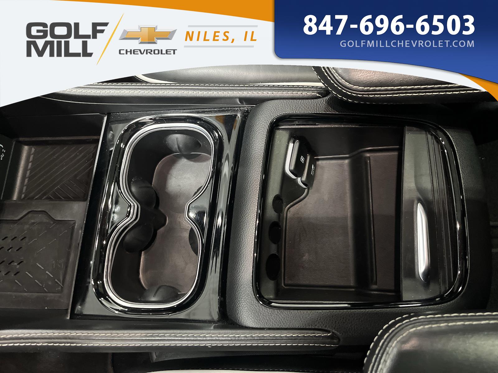 Used 2025 Chrysler Pacifica - photo 27