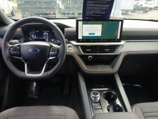 Used 2025 Ford Explorer - photo 9