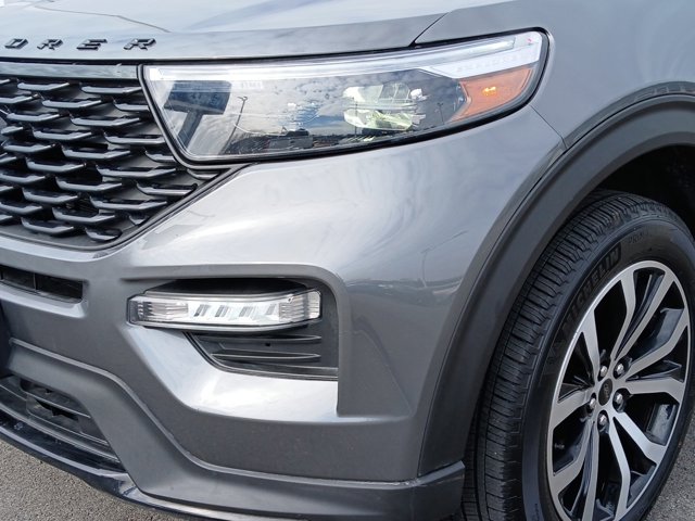 Used 2023 Ford Explorer - photo 32