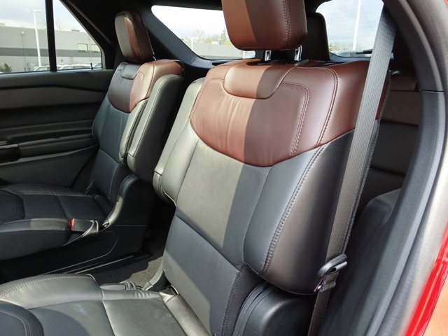 Used 2023 Ford Explorer - photo 24