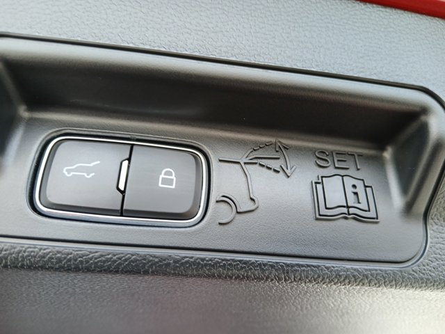 Used 2023 Ford Explorer - photo 27