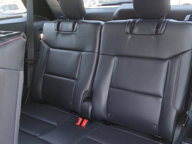 Used 2025 Ford Explorer - photo 2