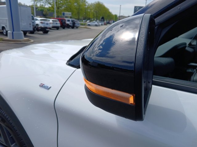 Used 2025 Ford Explorer - photo 9