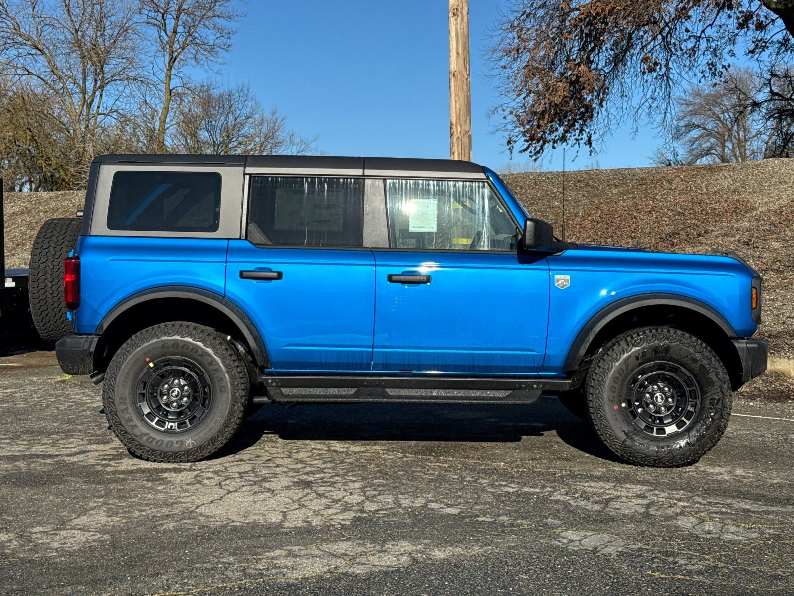 New 2026 Ford Bronco - photo 6