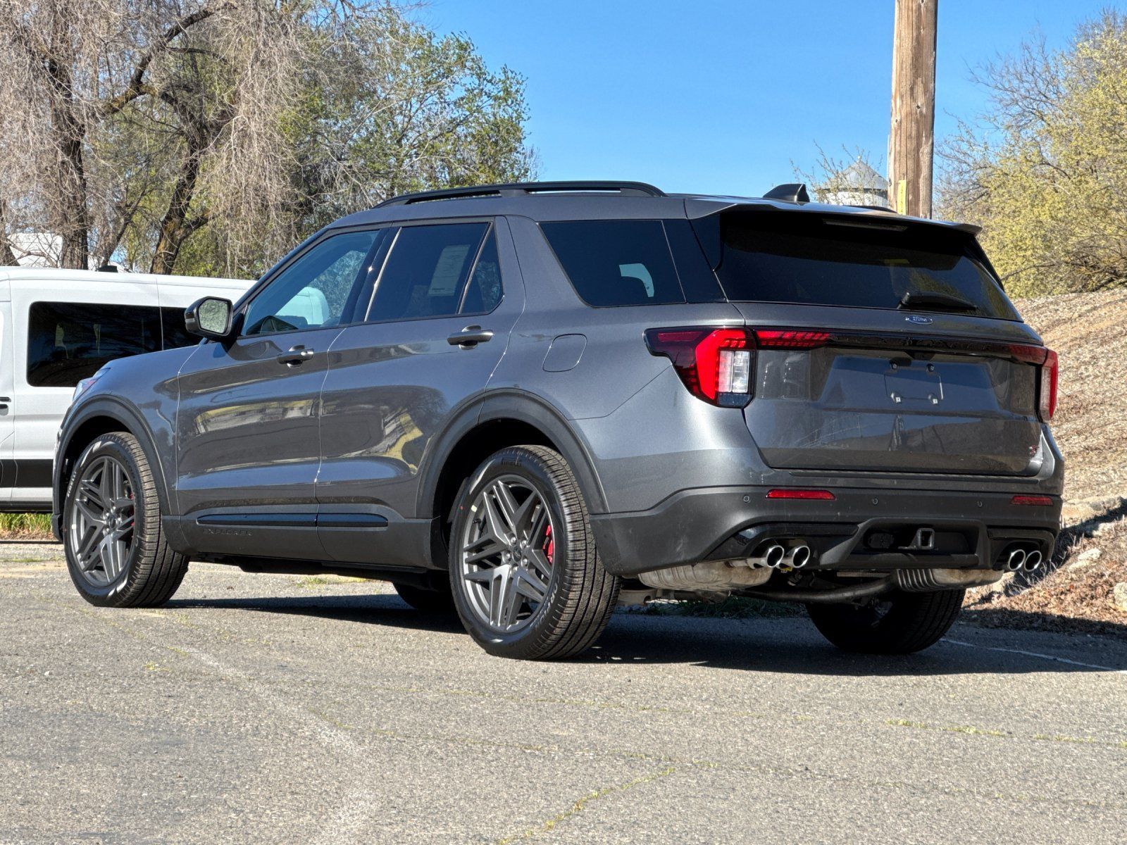 New 2026 Ford Explorer - photo 7