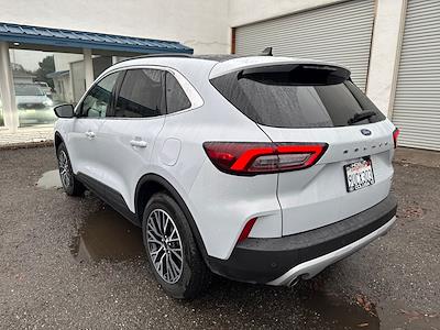 2025 Ford Escape FWD SUV for sale #HF16374L - photo 2