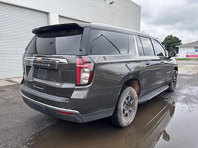 Used 2021 Chevrolet Suburban - photo 1