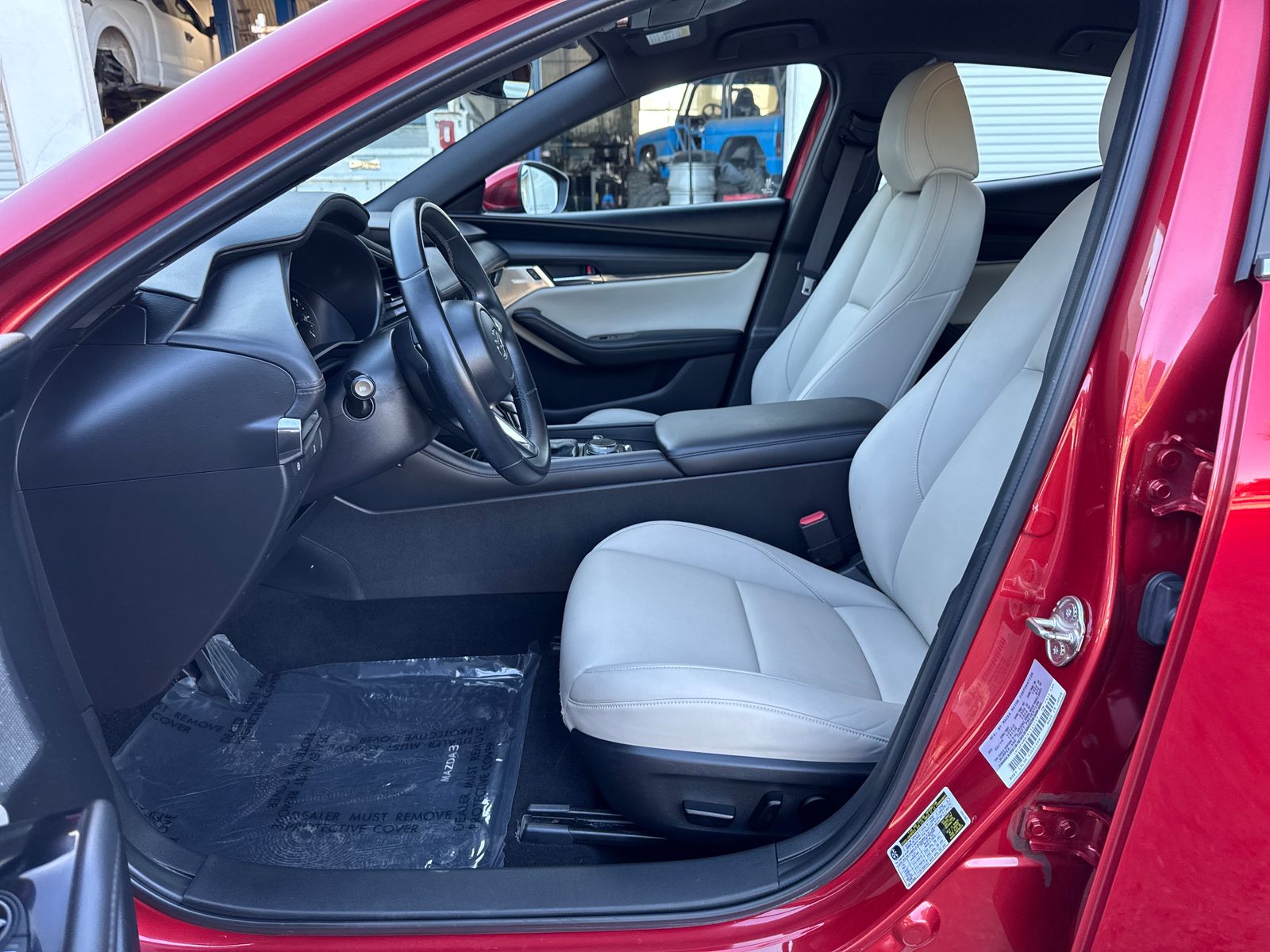 Used 2019 Mazda3 - photo 6