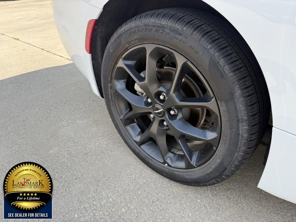 Used 2025 Chrysler Pacifica - photo 26
