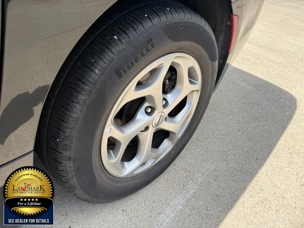 Used 2023 Chrysler Pacifica - photo 5