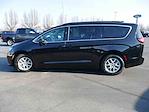 Used 2022 Chrysler Pacifica Touring L Minivan for sale #626173A - photo 19