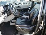 Used 2022 Chrysler Pacifica Touring L Minivan for sale #626173A - photo 26