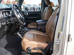 2020 Jeep Gladiator Crew Cab 4WD Pickup for sale #825189A - photo 34