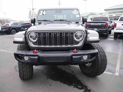 Used 2024 Jeep Gladiator Rubicon Crew Cab for sale #995878 - photo 2