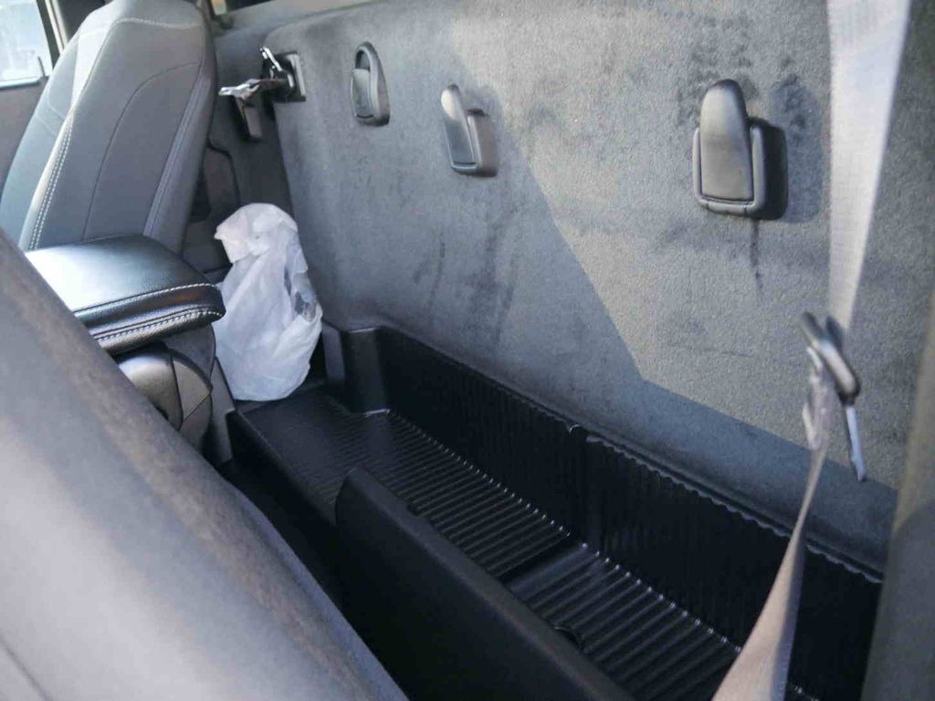 Used 2022 Ram 3500 - photo 28