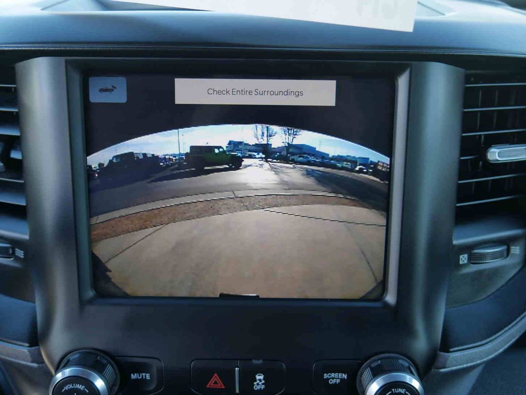 Used 2022 Ram 3500 - photo 38