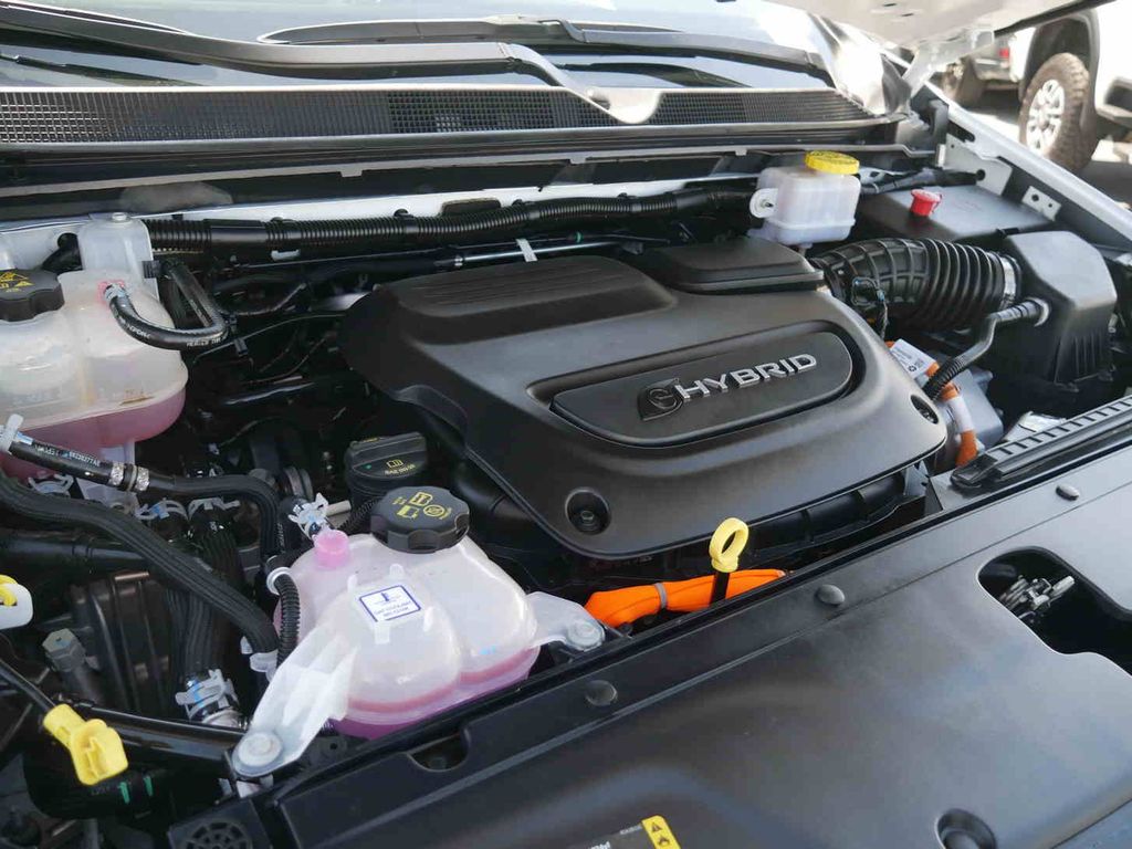 Used 2022 Chrysler Pacifica - photo 15