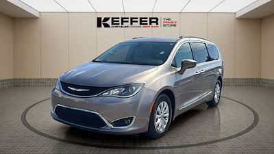 Used 2017 Chrysler Pacifica - photo 1