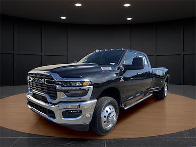 2026 Ram 3500 Crew Cab DRW 4x4 Pickup for sale #D265015 - photo 1