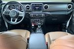 2023 Jeep Gladiator Crew Cab 4WD Pickup for sale #J251082Y - photo 23