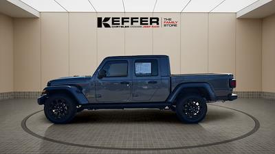 Used 2024 Jeep Gladiator - photo 1