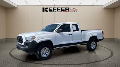 Used 2021 Toyota Tacoma - photo 1