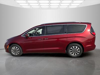 Used 2021 Chrysler Pacifica - photo 1