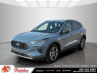 Used 2025 Ford Escape - photo 1