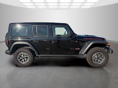 Used 2025 Jeep Wrangler - photo 2